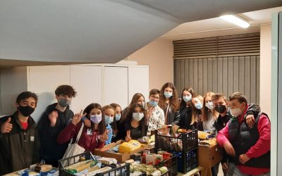 I RAGAZZI DEL DOPO CRESIMA E LA RACCOLTA PRO-CARITAS